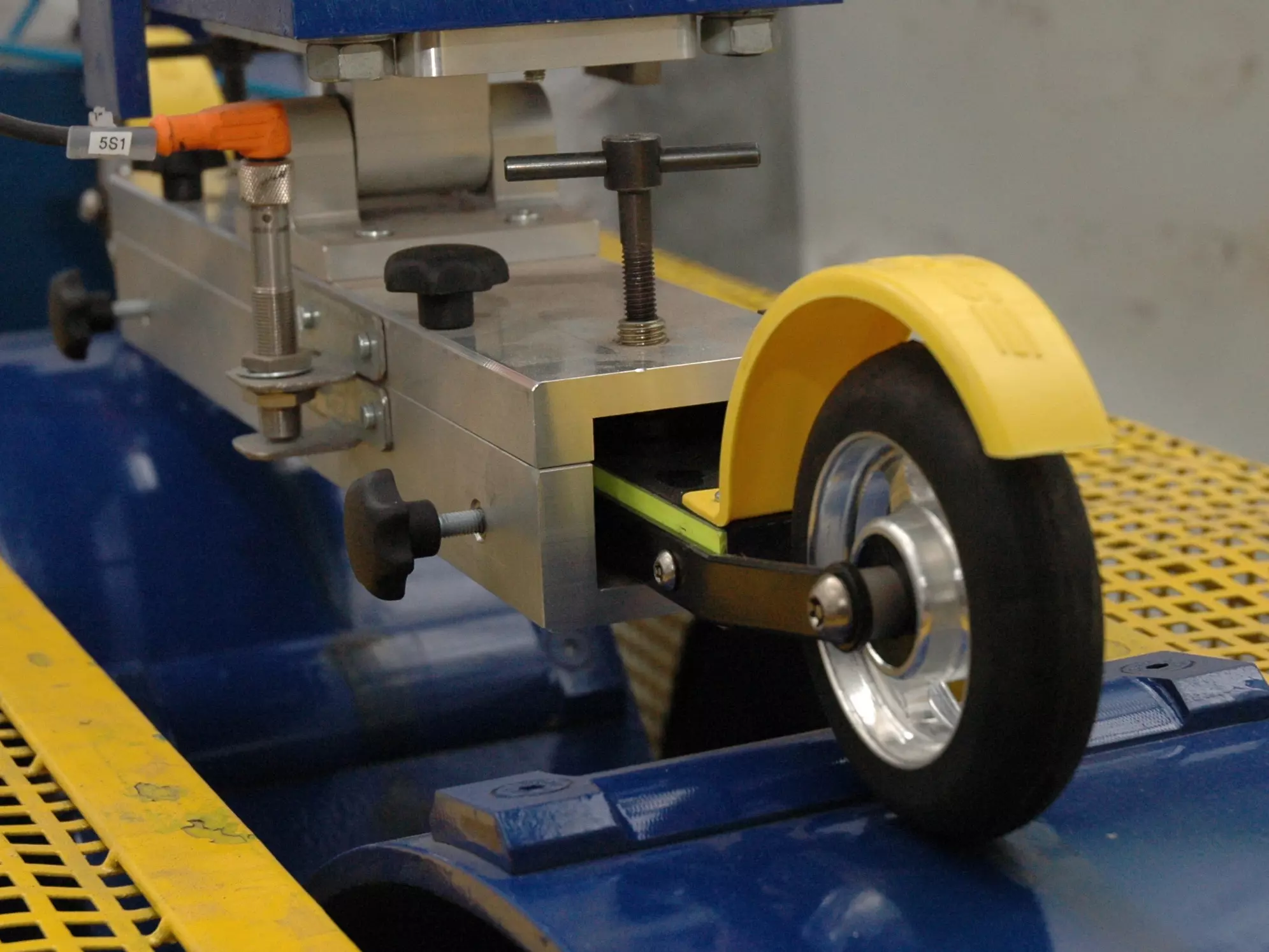 Roller auf einem Prüfstand